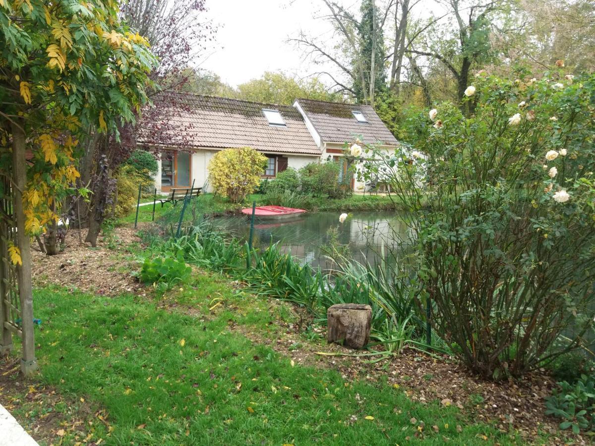 Bed and Breakfast La petite campagne Blaru Exterior foto