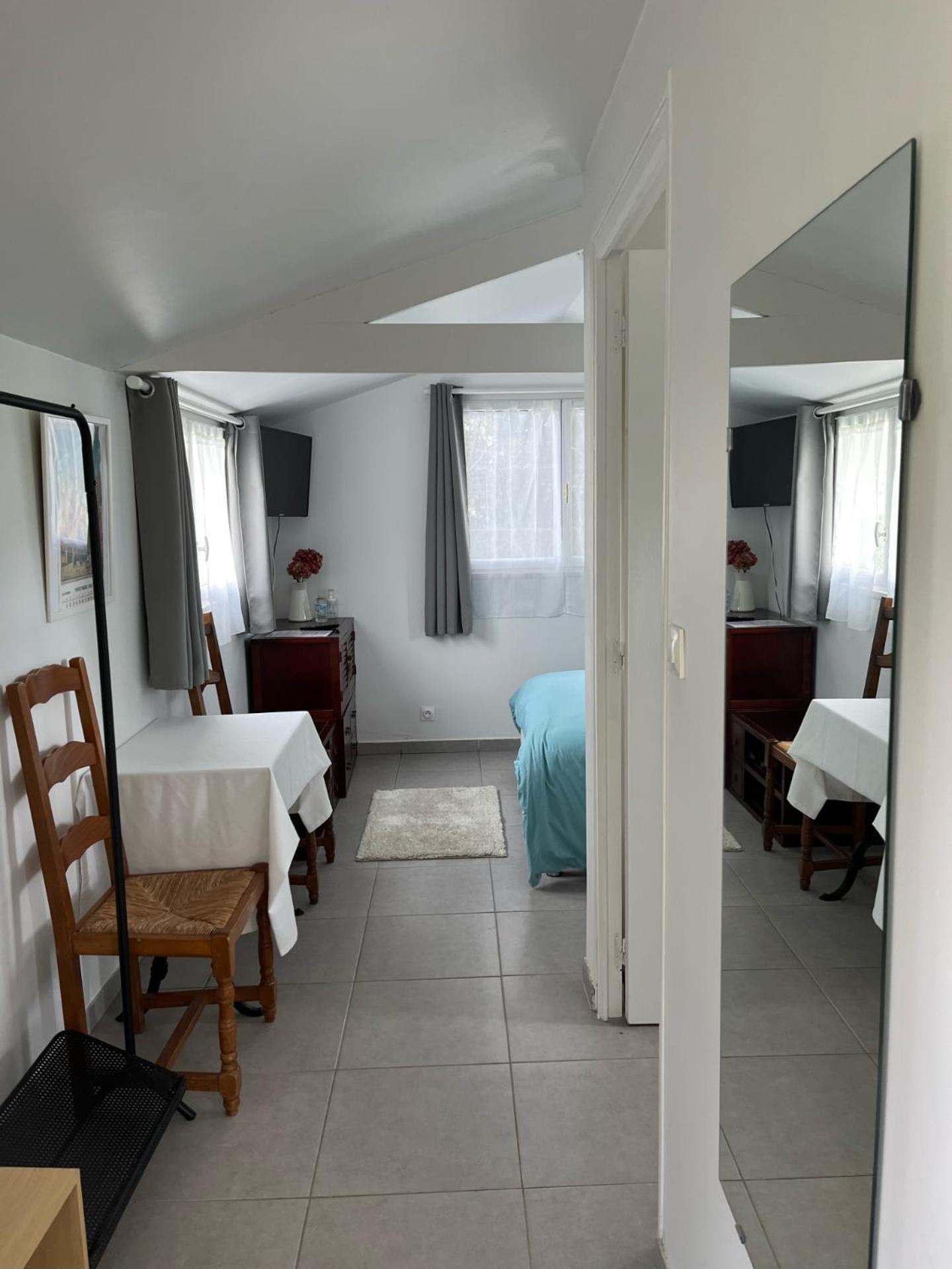 Bed and Breakfast La petite campagne Blaru Exterior foto